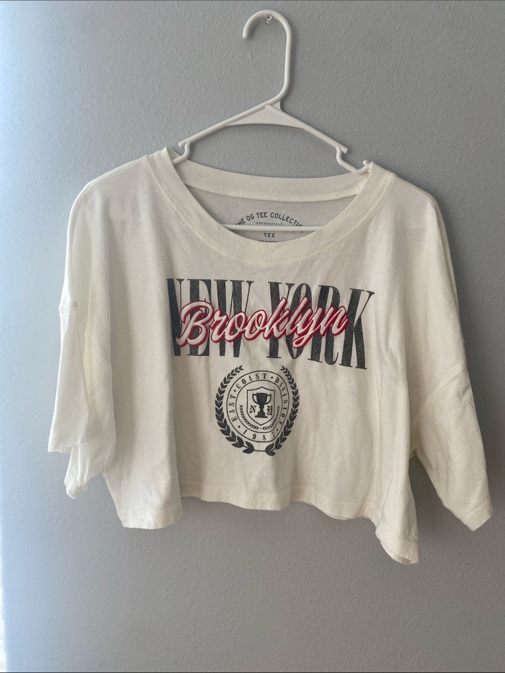 Aeropostale White Cropped 'Brooklyn' Graphic Tee